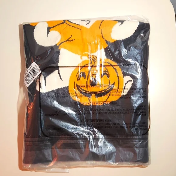 ❤️NWT VINTAGE TORRID SWEATER - WINNIE THE POOH HALLOWEEN PUMPKIN SWEATER - Picture 7 of 12